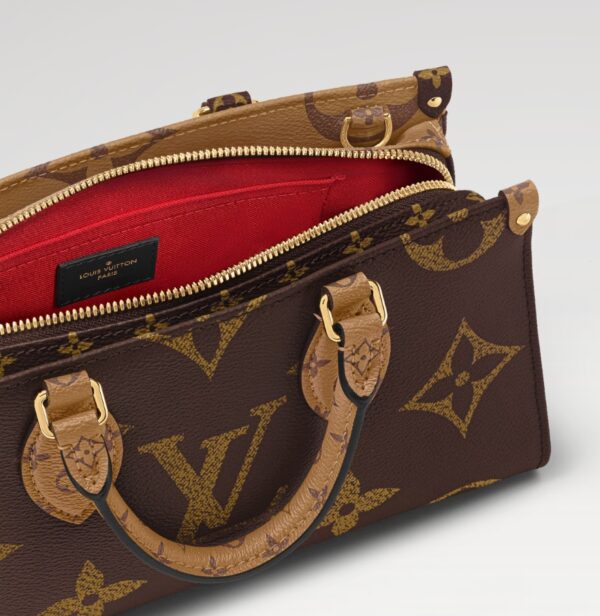 ONTHEGO EAST WEST handbag - Image 6