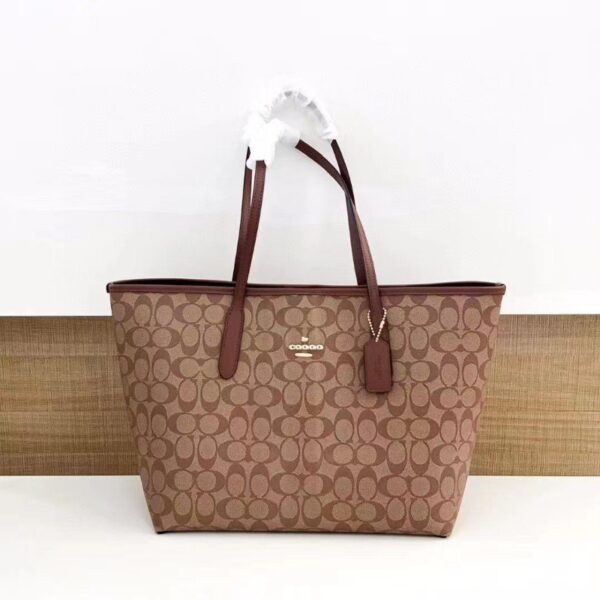 COACH Ole Lady Classic Handbag - Image 2