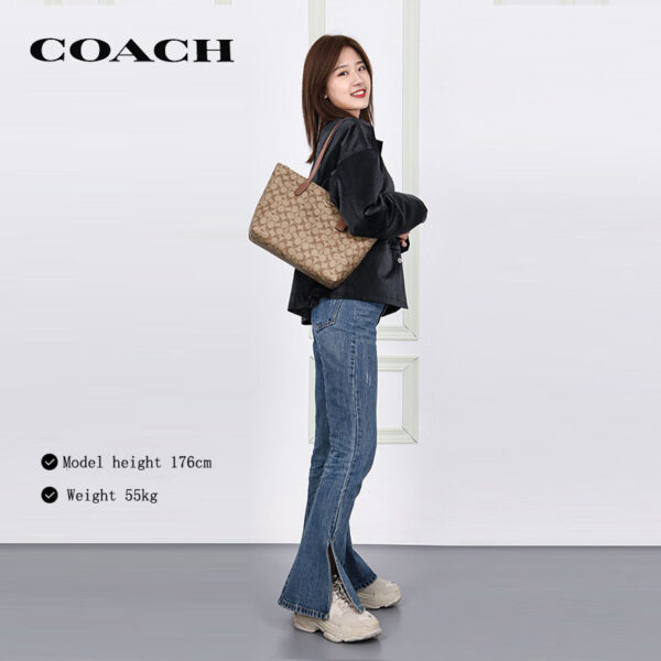 COACH classic minimalist tote bag - Image 2