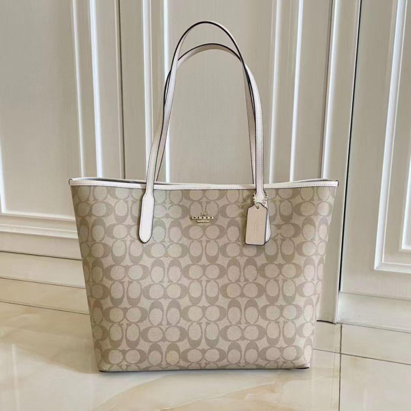 COACH new handbag classic printed shoulder crossbody bag - Image 2