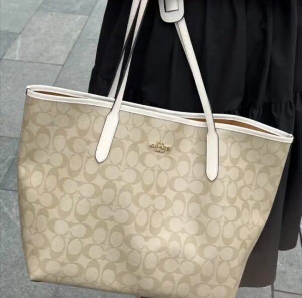 COACH new handbag classic printed shoulder crossbody bag - Image 5