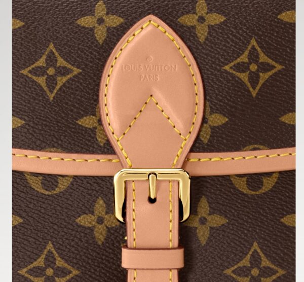 LOUIS VUITTON Diane - Image 6