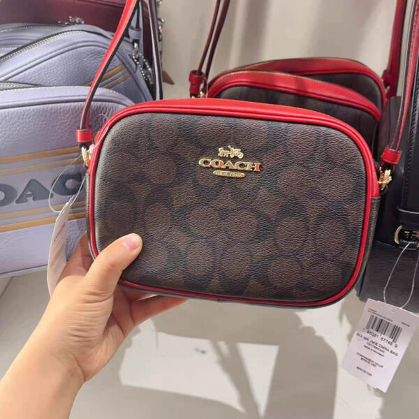 COACH classic camera bag light luxury square bag - Image 2